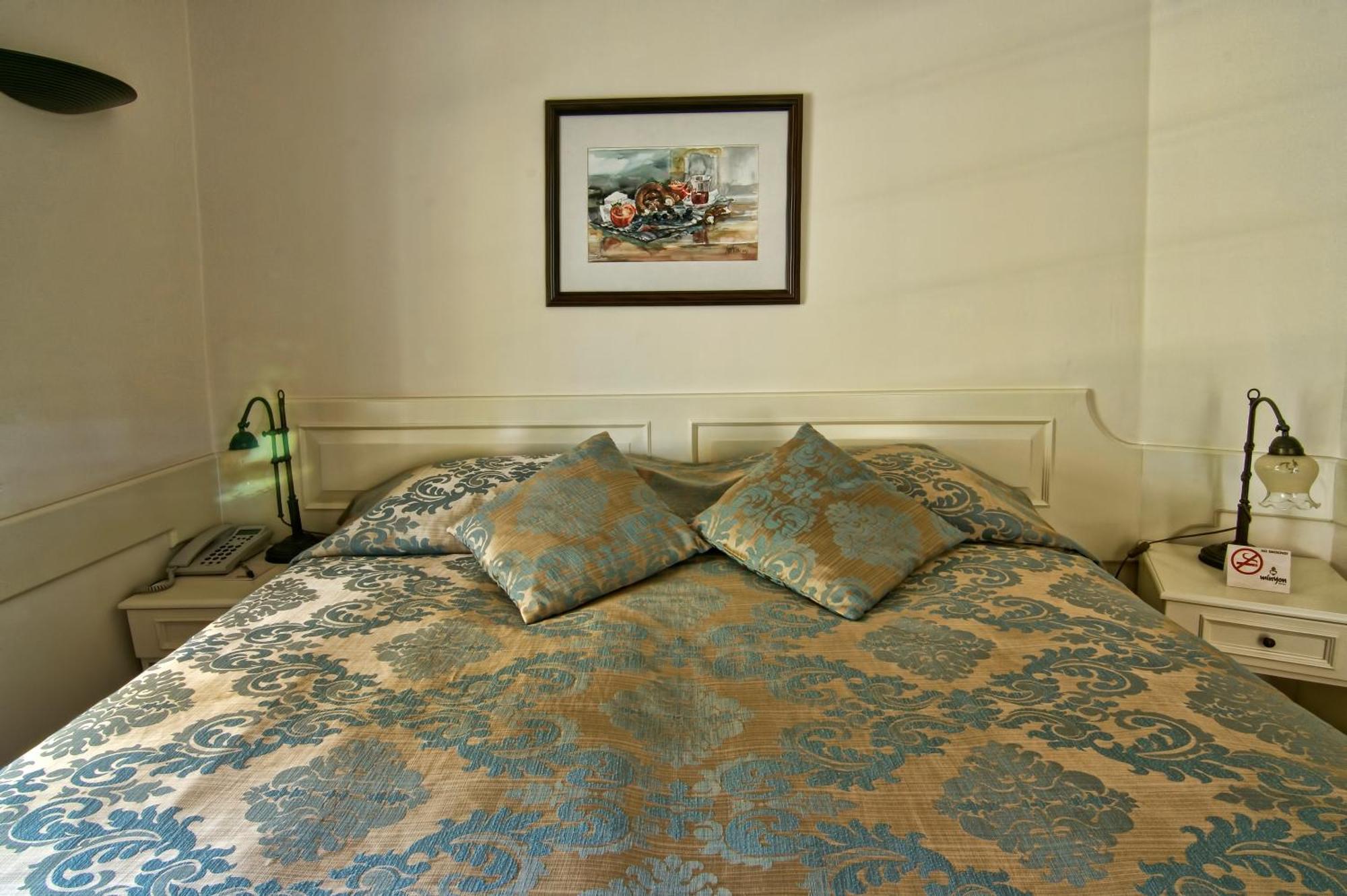 Minyon Hotel Antalya Room photo
