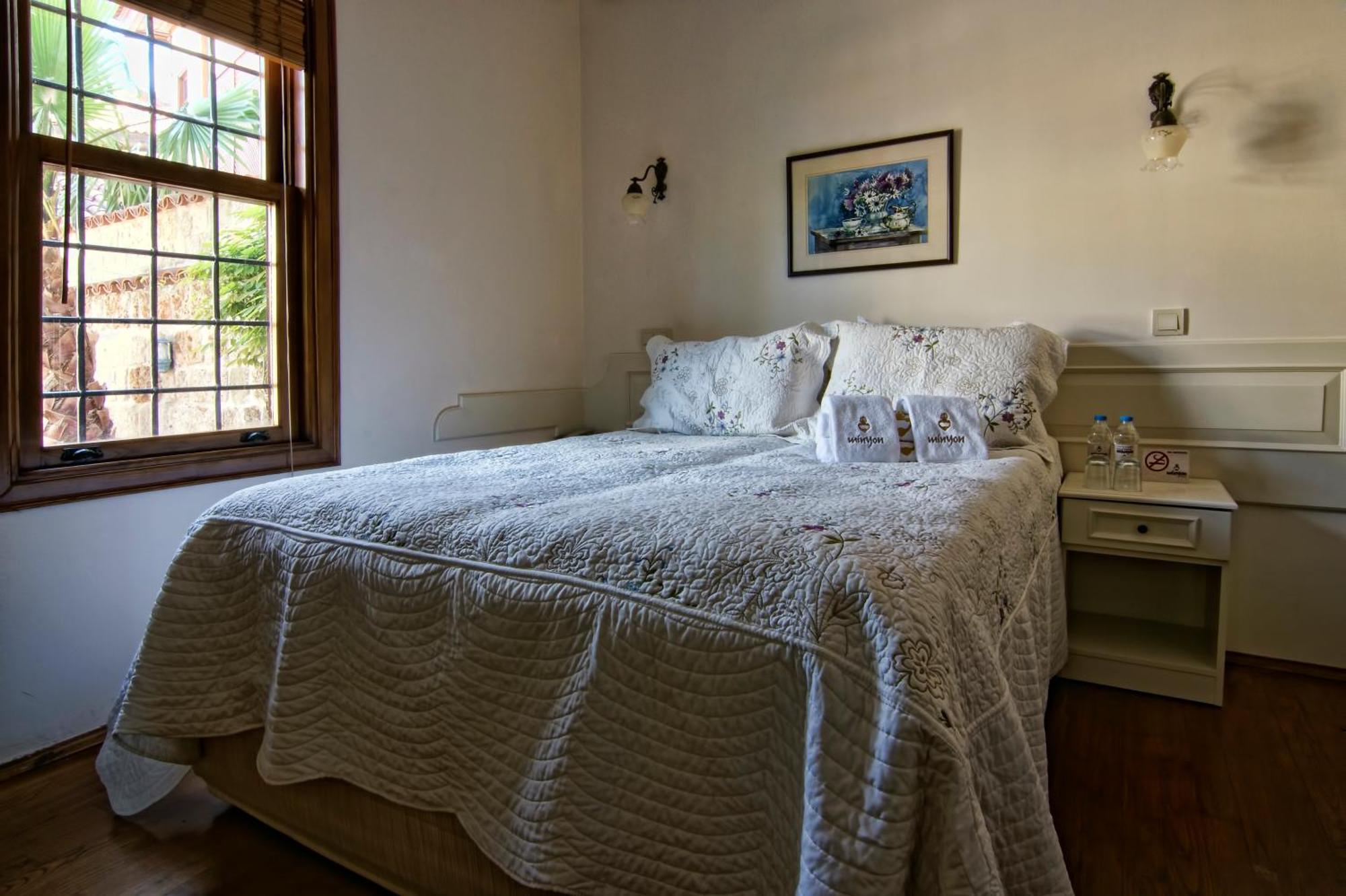Minyon Hotel Antalya Room photo